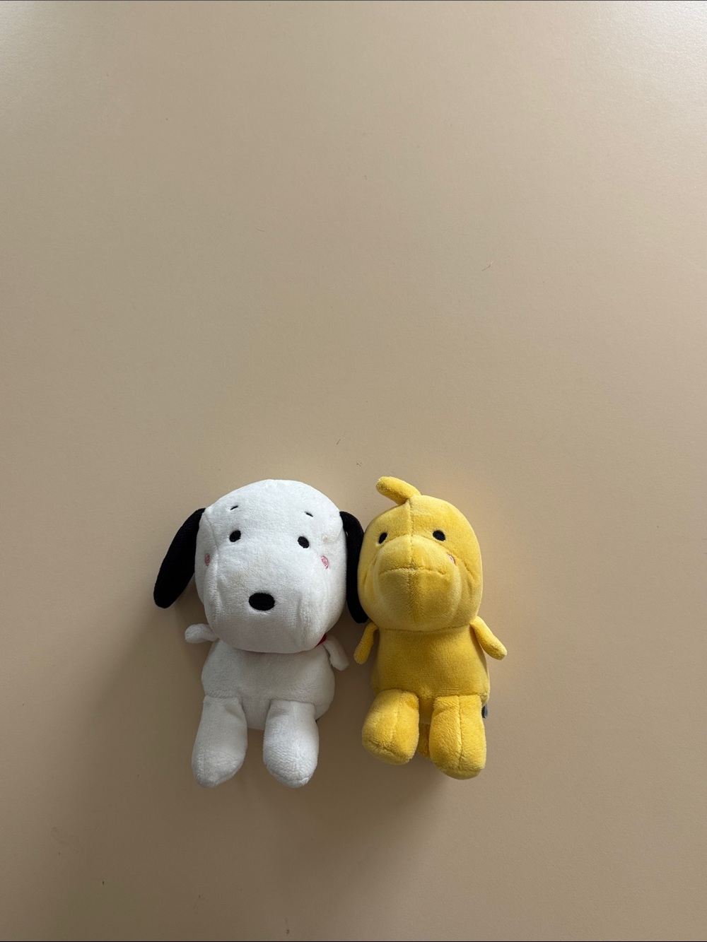 Peanuts Plush Duo - White Snoopy & Yellow Woodstock